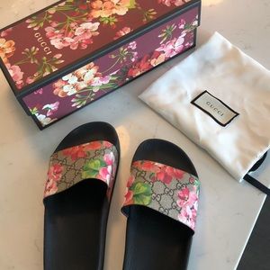 Gucci slides